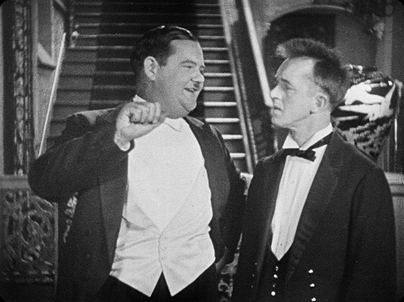 Early tells Stan about a woman he met in Early to Bed