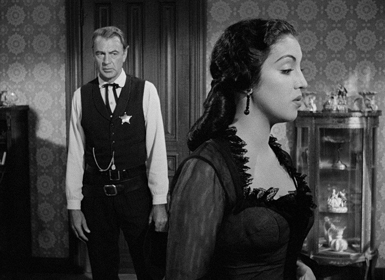 Kane converses with a pragmatic Helen