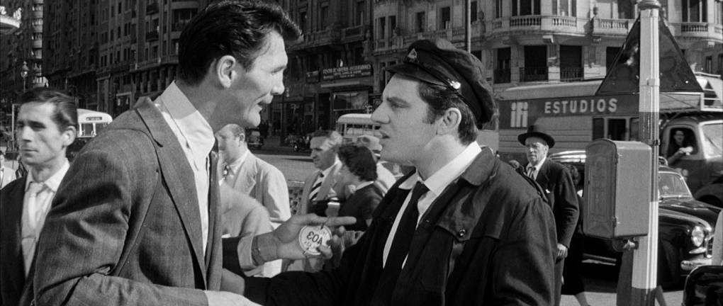 Milo and Ernesto plan ahead in Lisbon